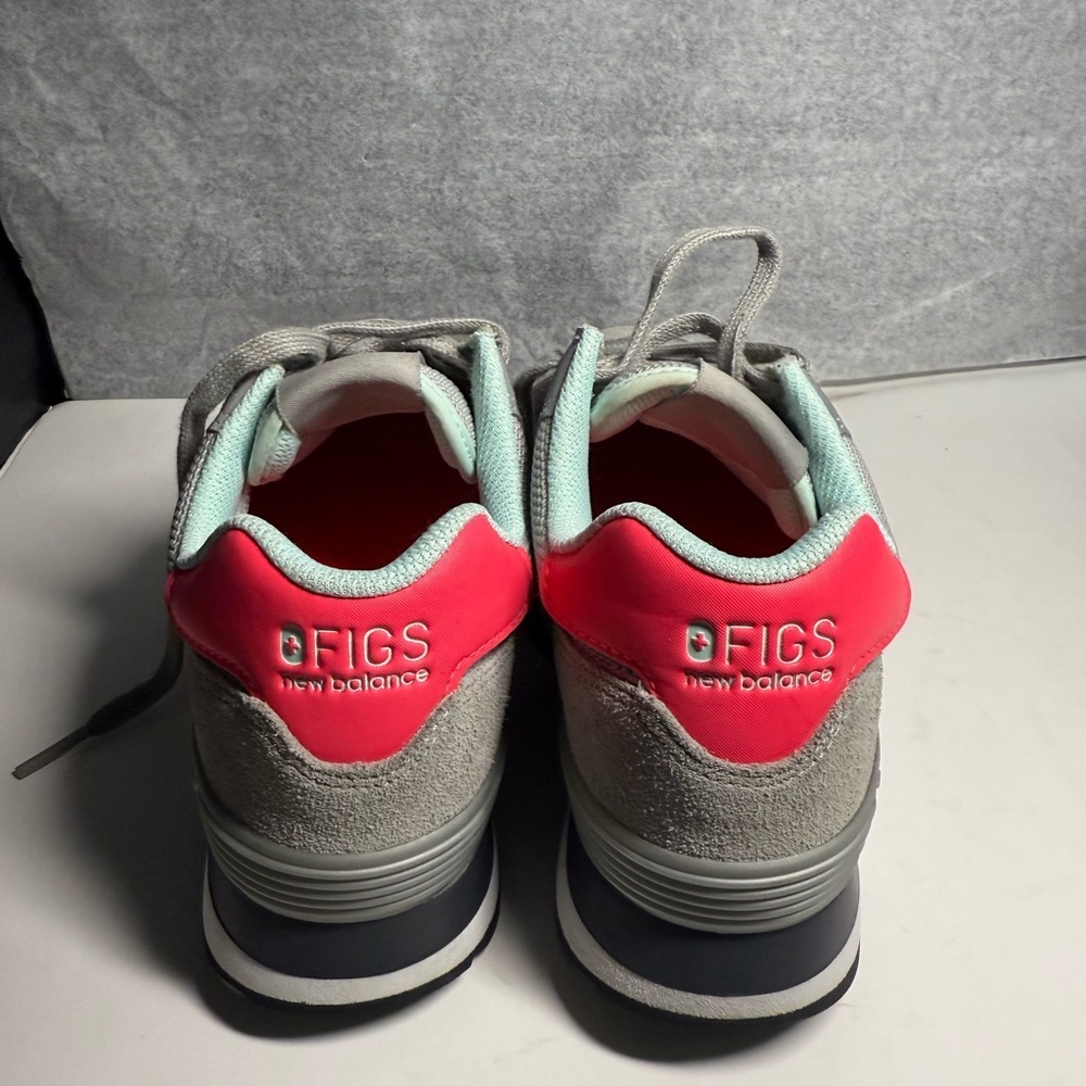 New balance x figs sneakers - Picture 2 of 7